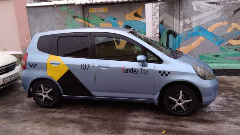  Яндекс такси: Таксопарктар 3,7 млн. сом салык төккөн