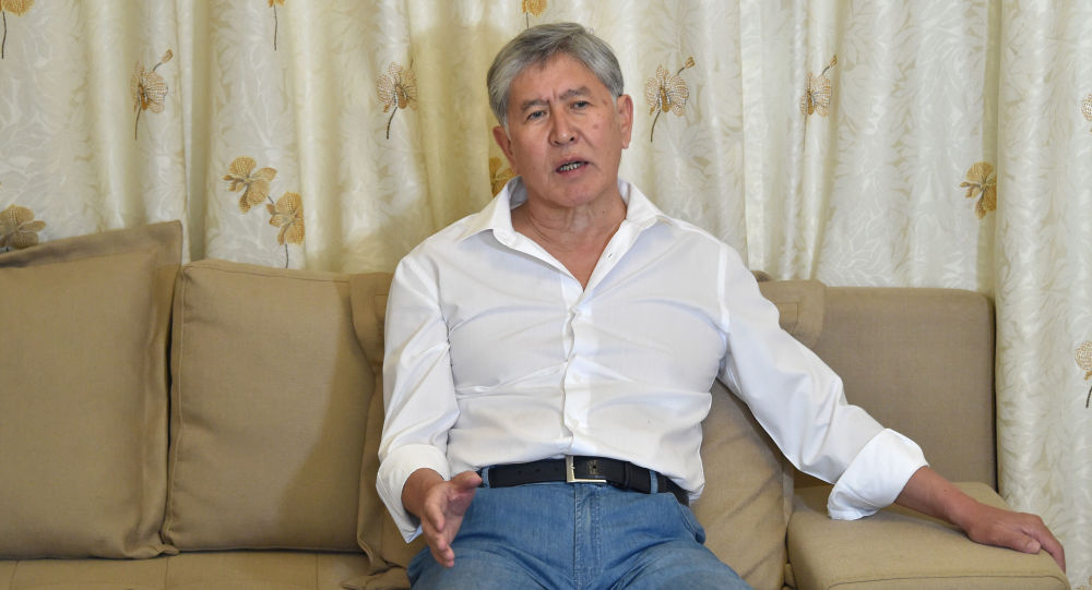 Адвокат: Алмазбек Атамбаев жеке клиникага которулган жок