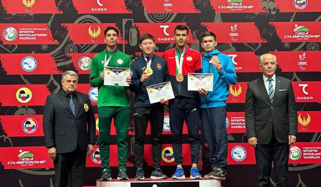 Кыргызстандык каратэчилер Азия чемпионатында 6 медаль утушту