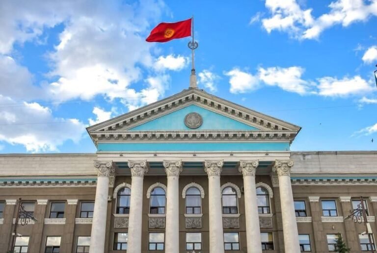 «Көк-Жардагы» үйлөрдүн сүрдүрүлүшү. Мэрия расмий билдирүү таратты