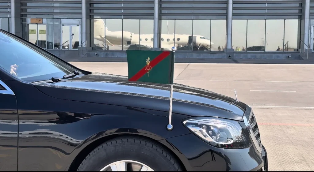 Автомобиль принца Рахима Ага Хана V в Кыргызстане