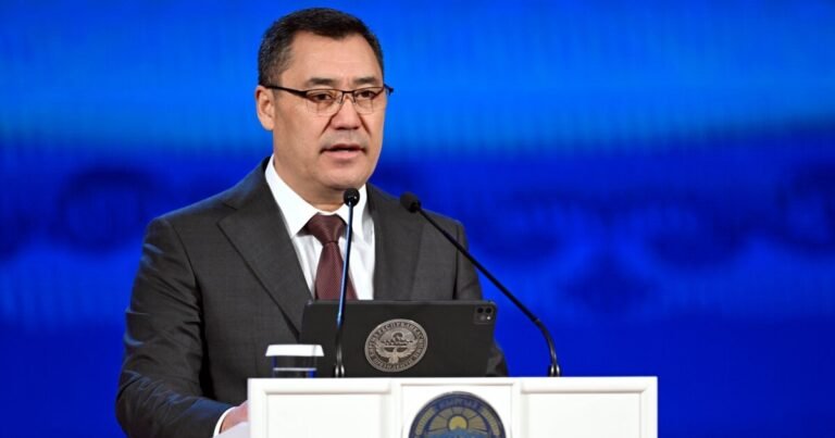 Жапаров: Кыргыз эли  Катар жана Палестинанын боордош элдерге тилектештигин билдирет