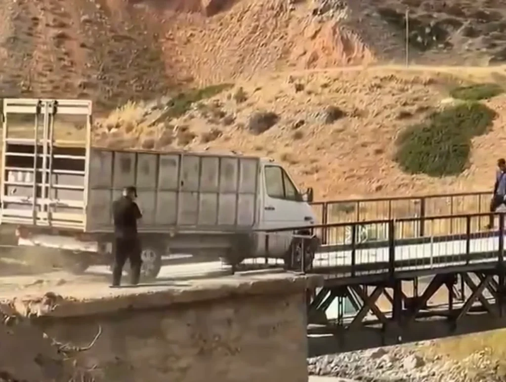 мост Эки-Нарын