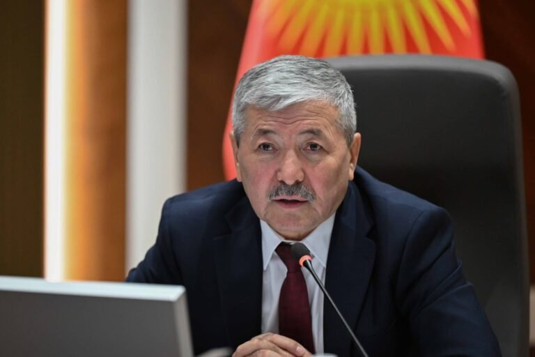 Адылбек Касымалиев: Туризм экономикага туруктуу салым кошо баштады