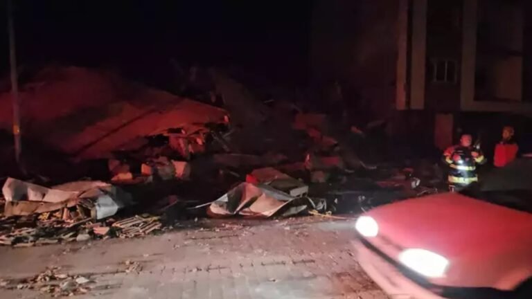 Түркияда күчү 6,1 баллга жеткен жер титирөө болду
