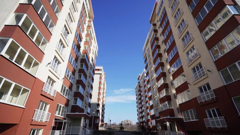 Кыргызстанда турак жайдын баасы инфляциядан тез өсүүдө