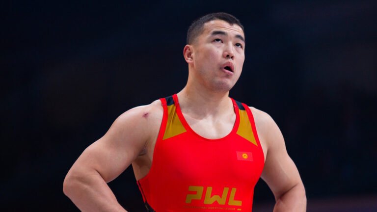 Акжол Махмудов Исламдык солидардуулук оюндарынын грек-рим күрөш боюнча жарым финалына чыкты