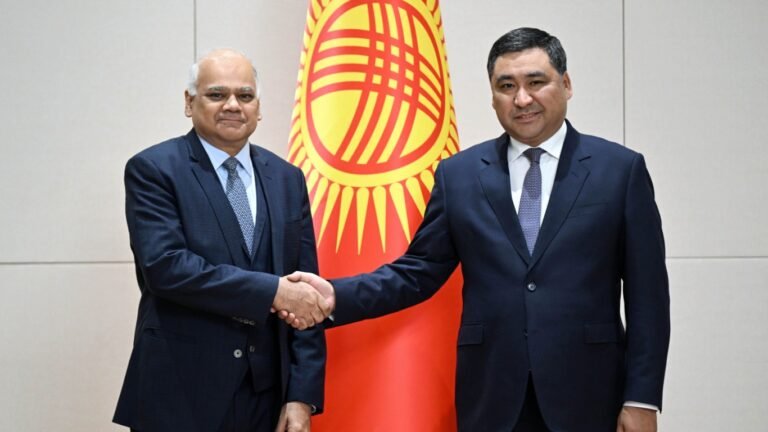 ЭВФ: Кыргызстан ИДП өсүү темпи боюнча дүйнөлүк лидерлеринин катарына кирди