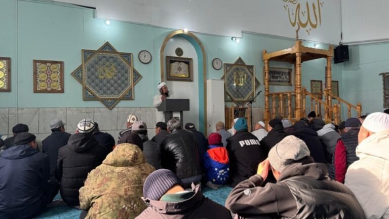 Өлкөдөгү мечиттерде жаан, кар тилеп сыйынышты