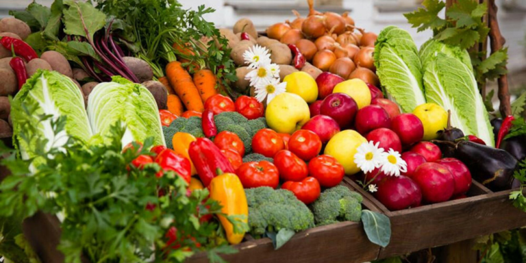 Бишкекте жана аймактарда күн сайын өтүүчү Жаңы жылдык жарманкелер уюштурулууда