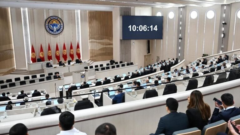 Жогорку Кеңеш Кыргызстандын аймактарында суу менен камсыздоону жакшыртуу үчүн насыяны жактырды