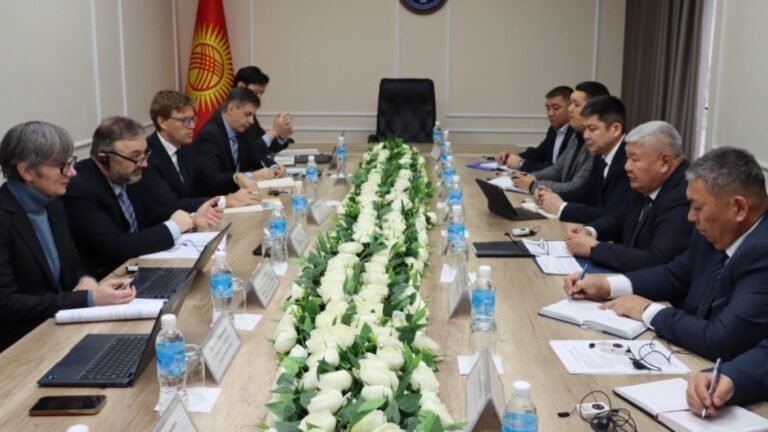 Дүйнөлү банк Камбар-Ата-1 ГЭСинин курулушун андан ары каржылоого даяр