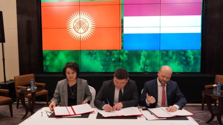 Айыл чарба министрлиги менен нидерланддык компаниялар үрөнчүлүктү өнүктүрүү боюнча кызматташууга кол коюшту