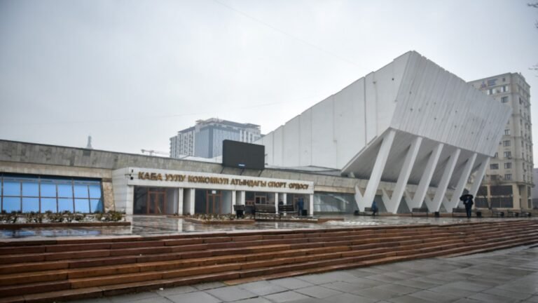 Кожомкул атындагы спорт сарайына заманбап бассейн салынат