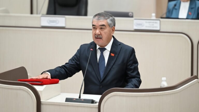 БШК Кундузбек Сулаймановду депутаттык мандатынан ажыратты