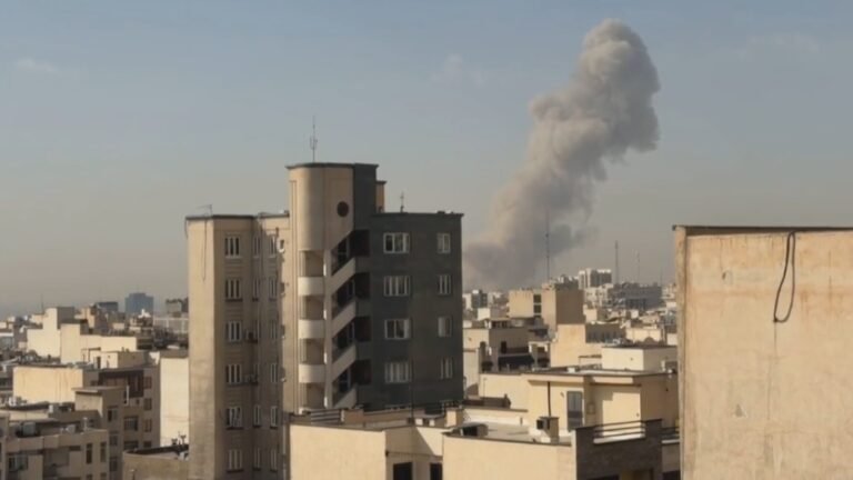 АКШ менен Израил Иранга каршы аскердик аракеттерди баштады. Иран жооп кайтарууда