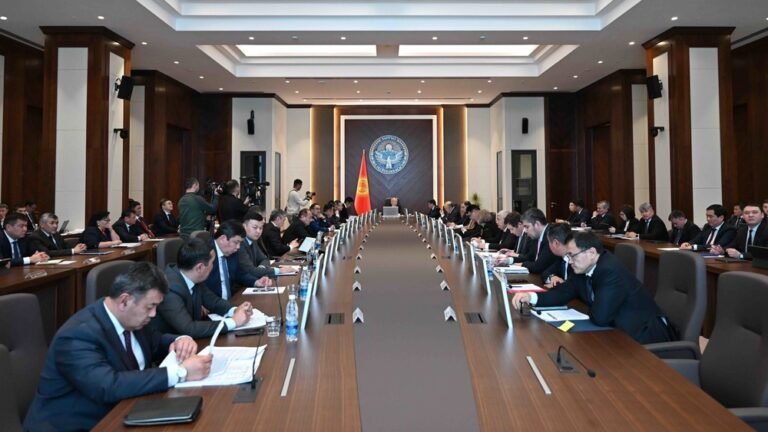 Кыргызстандын Министрлер Кабинети Евробиримдик менен соттошуу ниети тууралуу маалыматты төгүндөдү