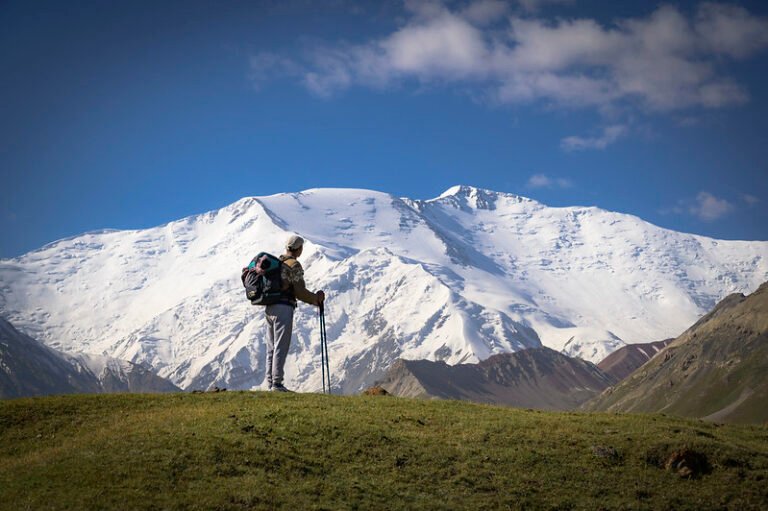 Кыргызстанда туризмдин кирешеси 2025-жылдын жыйынтыгы боюнча 1 млрд долларга жетти