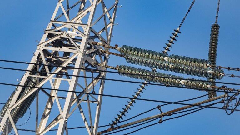 БА өлкөлөрүндө энергоинфраструктуранын эскириши 80%га жетти: ЕӨБ энергетикалык коопсуздук үчүн тобокелдиктер жөнүндө эскертти