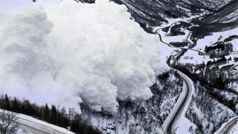 Чукул кабар: Унаа жолдорго кар көчкү түшүү коркунучу бар