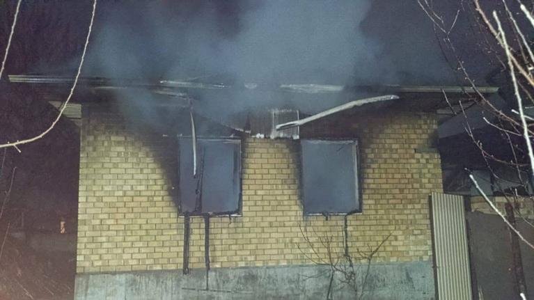 Өзгөндө турак үйдөн өрт чыгып, төрт бала каза болду