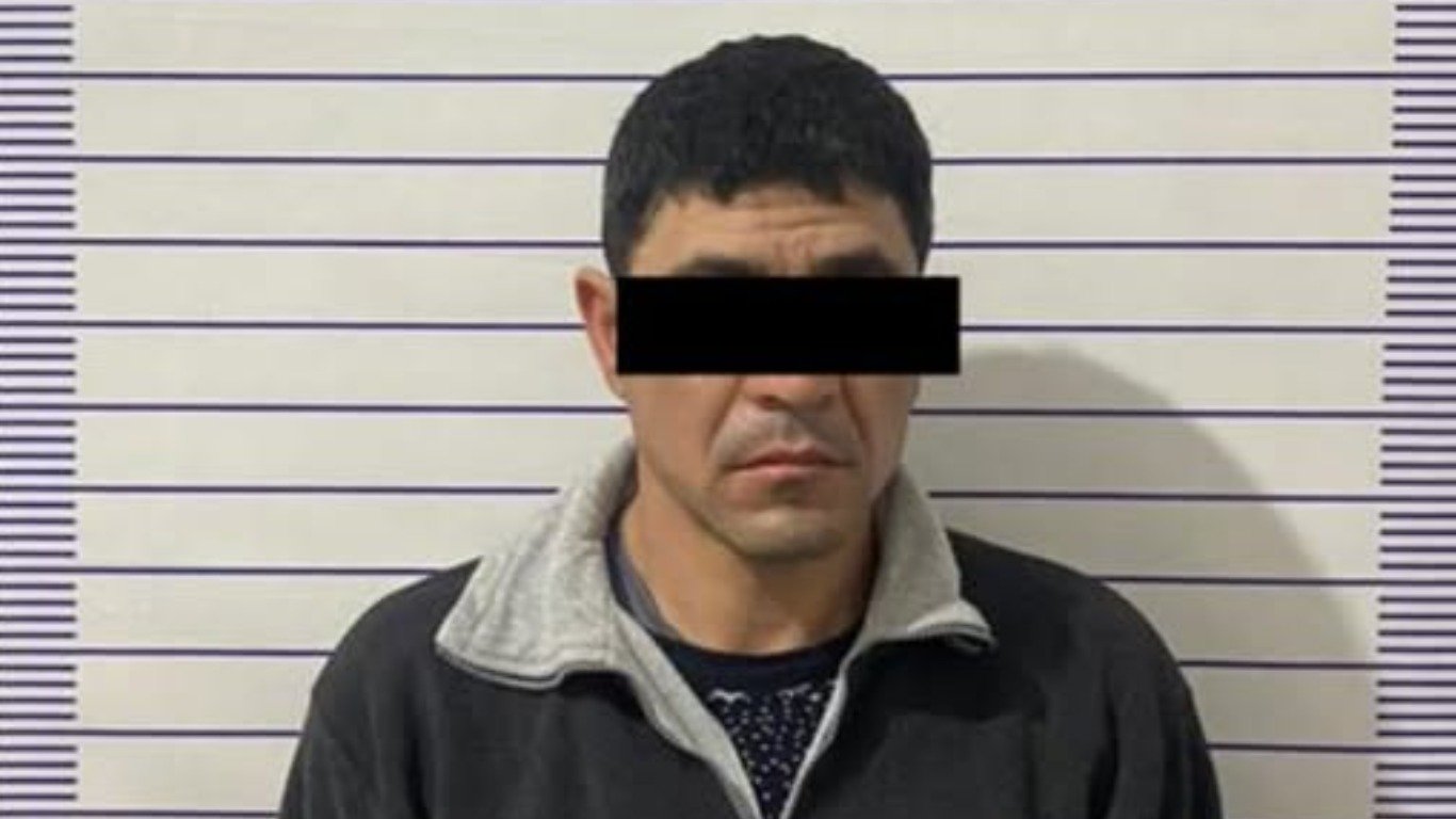 В Жайылском районе задержали 35-летнего мужчину, подозреваемого в избиении жены и сына