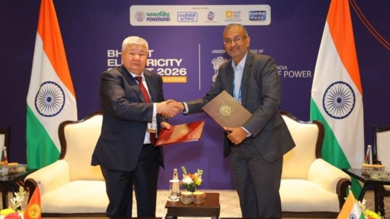 Энергетика министрлиги эки индиялык компания менен кызматташуу боюнча келишим түздү