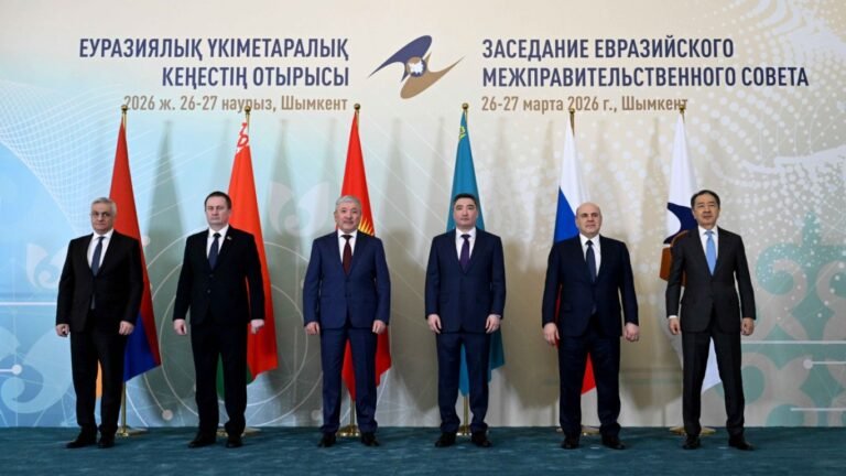 Адылбек Касымалиев Шымкентте Евразия өкмөттөр аралык кеңешинин тар жыйынына катышты