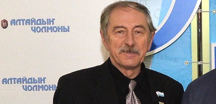 Кыргызстан менен Алтай байланыштарын чыңдоодо: маданий алмашуудан баштап ветеринардык кадрларды даярдоого чейин