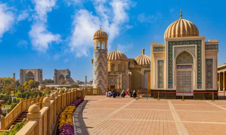 Экспорттук рекорд: Өзбекстандын тышкы соодасынын көлөмү 35 жылда 18 эсеге өстү