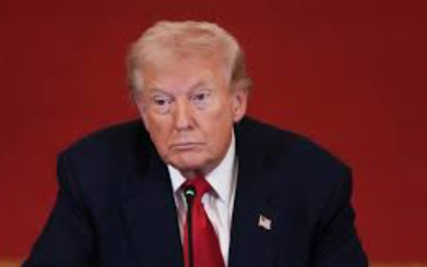 Трамп Кубаны «басып алуу» ал үчүн чоң сыймык болорун билдирди