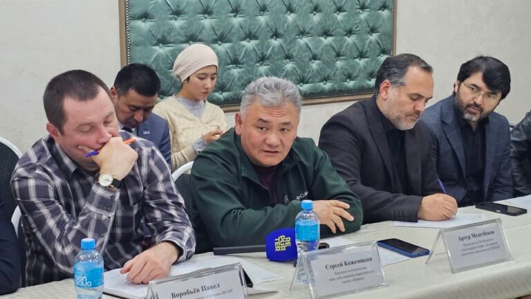 «Базалар талкаланып, ракеталар түгөнүп баратат»: Аскердик эксперт Иран менен элдешүүнү тактикалык амал деп атады