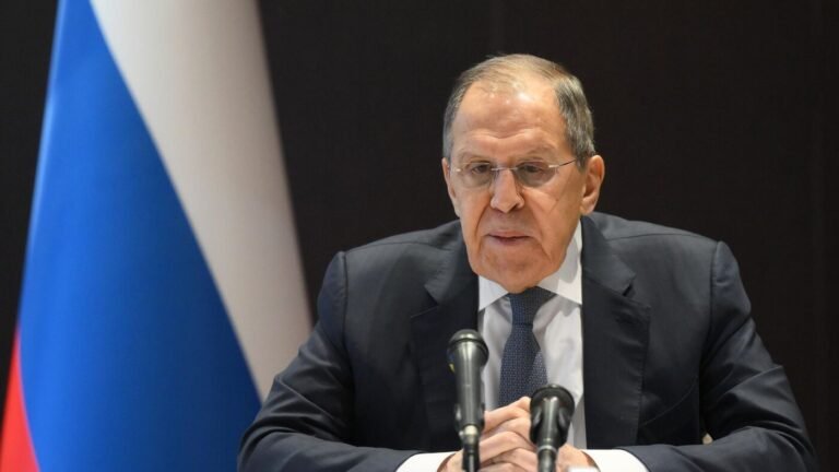 Запад пытается диктовать странам ЦА, с кем выстраивать связи — Лавров