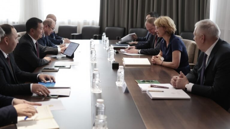 Кыргызстан менен Россия агросектордогу кызматташтыкты күчөтөт: Москвадагы жолугушуулардын жыйынтыгы