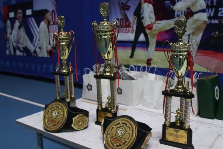 Чеберчилик, кайрат жана тартип — Бишкекте армиялык кол уруш боюнча КР чемпионаты өттү