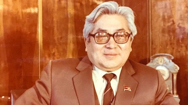 Согуштан кийинки дүйнө: баатыр шаарлар жана эс тутум тууралуу талаш-тартыштар