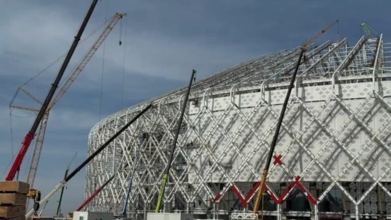 «Бишкек Арена» стадионунун курулушу 90%га аяктады
