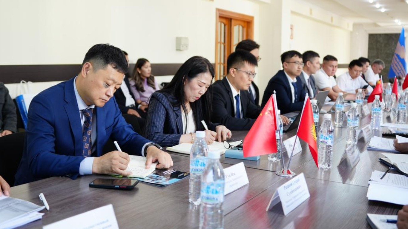 Китайская компания Everbeacon заинтересована в инвестициях в технологические отрасли Кыргызстана