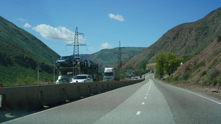 Боомдо таш кулатуу иштери жүрүүдө. Жолго убактылуу чектөөлөр киргизилди