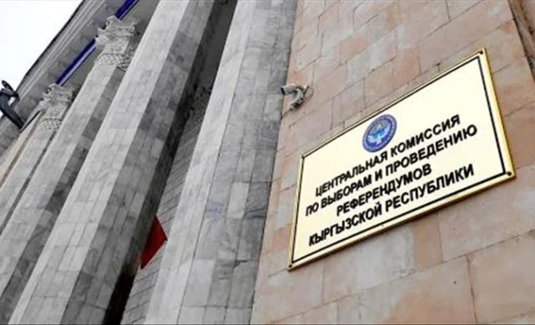 Чыңгыз Айдарбеков ЖК депутатынын мандатынан баш тартты — ал кимге өтөт