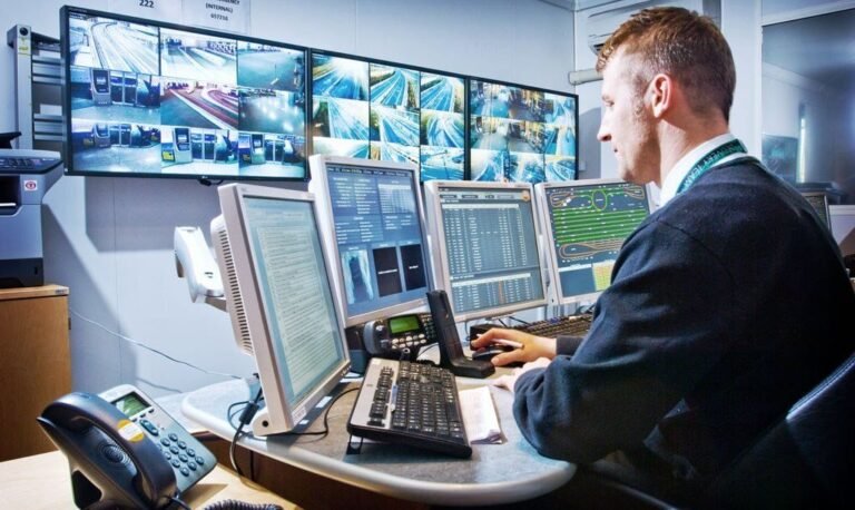 МСК бизнестин камераларын көзөмөлдөөнү көздөйт. Бул канчалык мыйзамдуу – юристтин пикири