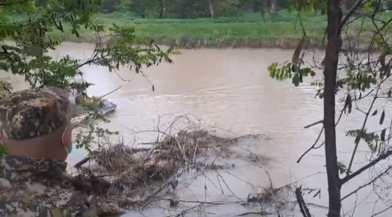 Куткаруучулар апрелдин башында БЧКга кулап кеткен кишинин сөөгүн табышты