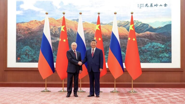 Путин жана Си Бээжинде: эксперт алардын альянсы БА өлкөлөрү үчүн эмнеси менен пайдалуу экенин түшүндүрдү