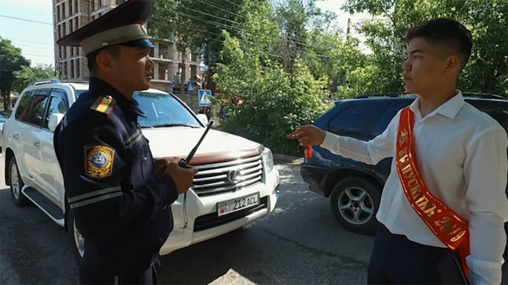 Последний звонок в КР под контролем правоохранителей