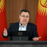 Жумгал районун өнүктүрүүгө миллиарддаган сомдор багытталды — Садыр Жапаров — Новости Кыргызстана