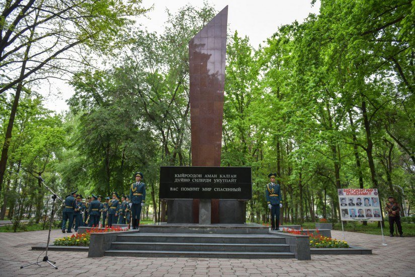 Памятники Бишкека: кто и почему смотрит на жителей и гостей города с постаментов — новости Кыргызстана