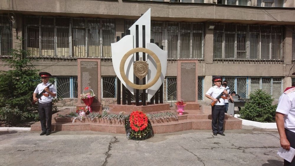 Памятники Бишкека: кто и почему смотрит на жителей и гостей города с постаментов — новости Кыргызстана