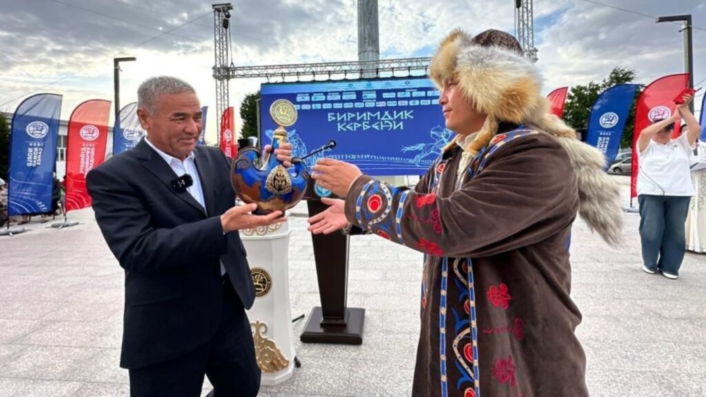 Баткенде VI Дүйнөлүк көчмөндөр оюндарынын «Биримдик кербени» башталды — новости Кыргызстана
