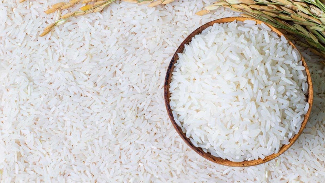 Казакстандан келген 23,8 тонна күрүч өлкөгө киргизилбей, артка кайтарылды