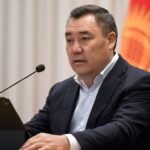 Садыр Жапаров жарандарды мамлекеттик баалуу кагаздарды сатып алууга чакырды — Новости Кыргызстана
